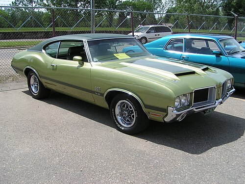 Oldsmobile 442 W-30